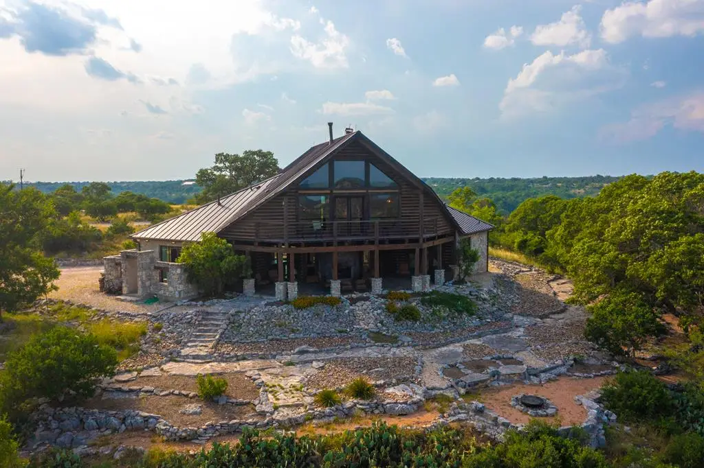 225 Valley View Dr, Comfort, TX 78013 - #1