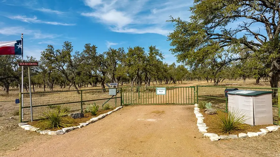 19998 Fm 2093, Fredericksburg, TX 78624 - #3