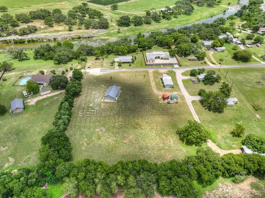 1296 E Democrat St, Blanco, TX 78606 - #3