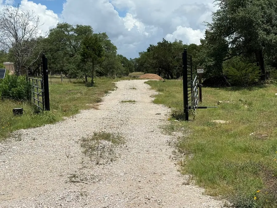 589 Rolling Hills Rd., Blanco, TX 78606 - #2