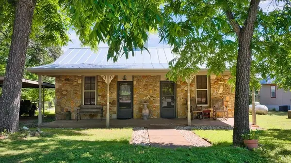 431 Fuschia St, Mason, TX 76856