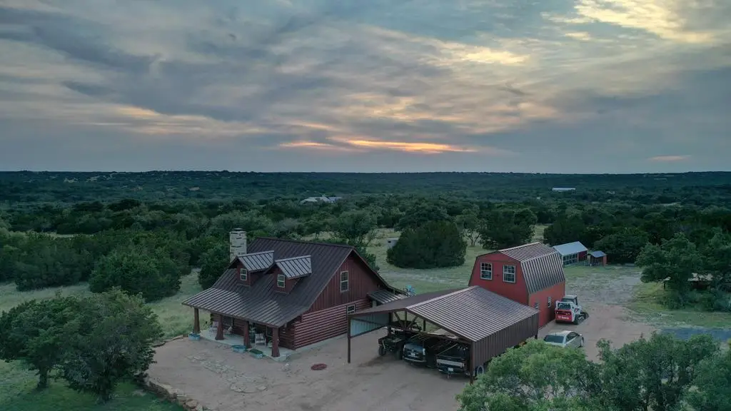 2998 W Back Country Rd., Harper, TX 76849 - #1