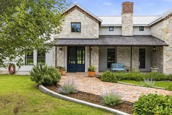 146 Metzger Rd, Fredericksburg, TX 78624