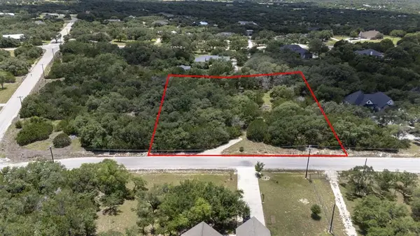 1061 Cielo Springs Dr, Blanco, TX 78606
