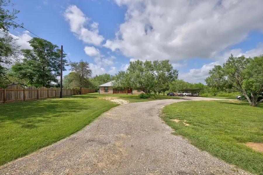 9998 Kirkner Rd, San Antonio, TX 78263 - #3