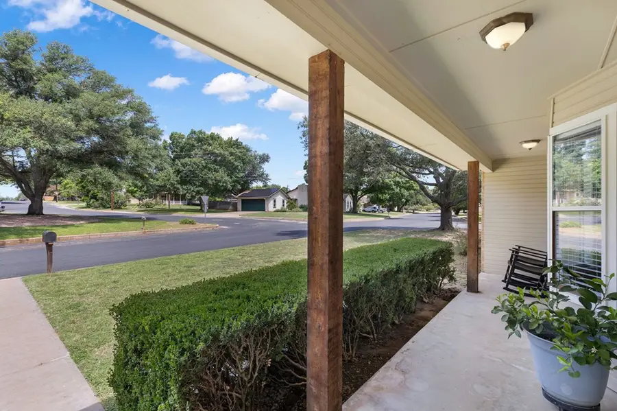 120 W Driftwood Dr, Fredericksburg, TX 78624 - #3