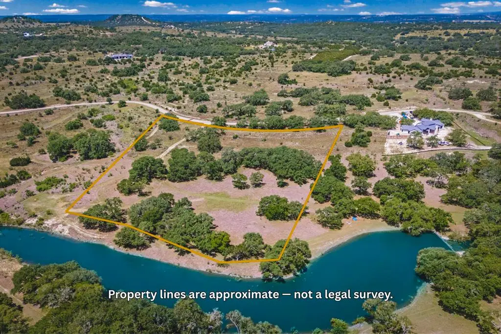 1364 N Walnut Springs Rd, Johnson City, TX 78636 - #1