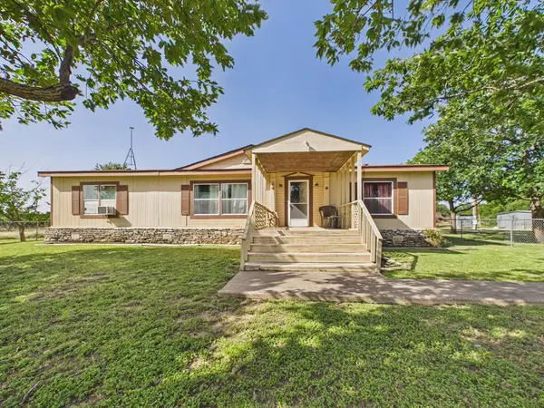 1983 Wendel Ahrens Rd, Fredericksburg, TX 78624