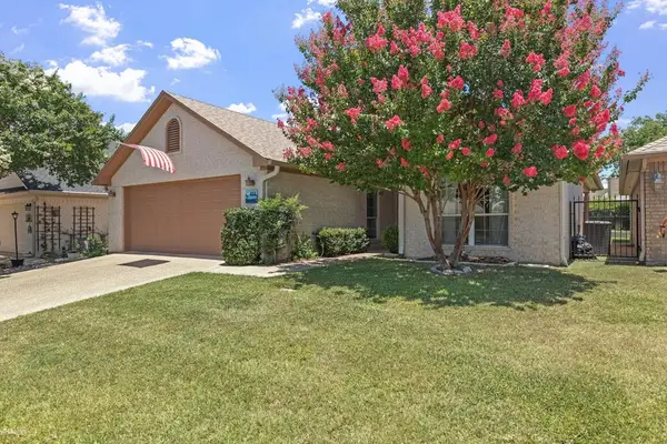 444 Summit Circle, Fredericksburg, TX 78624