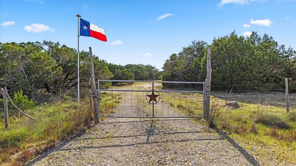 2880 Fm 165, Dripping Springs, TX 78620 - #1