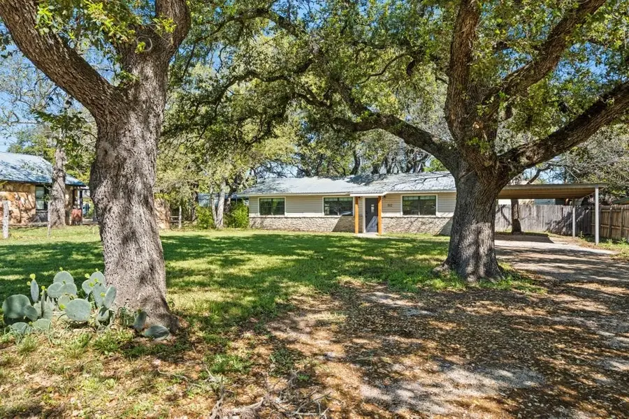 512 W Pecan St, Johnson City, TX 78636 - #2