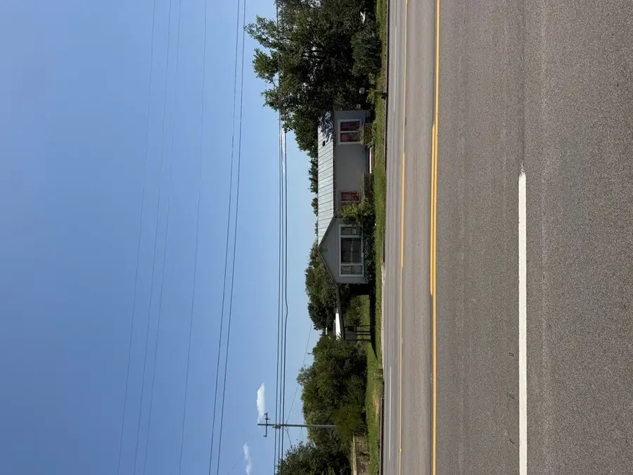 504 E Young St E Young St, Llano, TX 78643 - #2