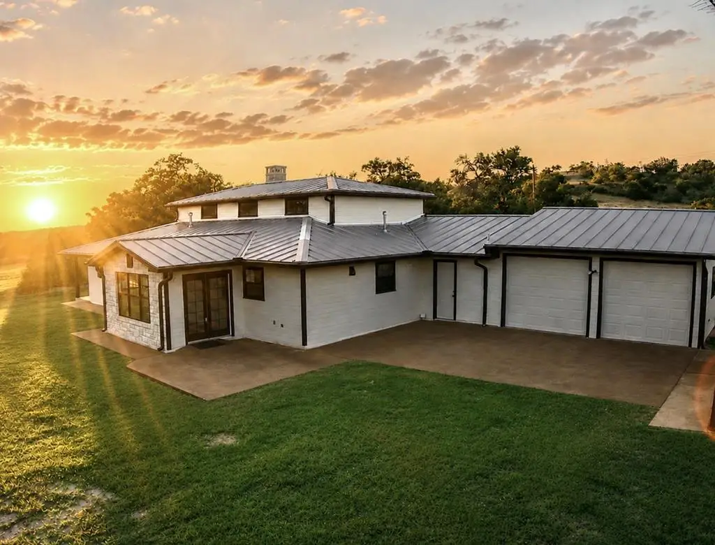 622 Paradise Ranch Rd, Fredericksburg, TX 78624 - #1