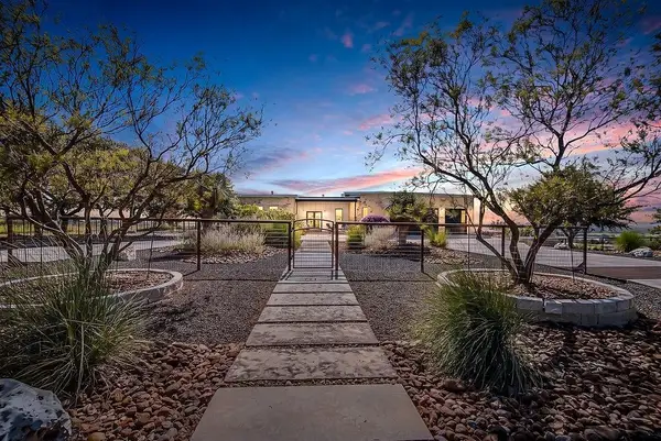 20 N Spies Ridge Dr., Fredericksburg, TX 78624