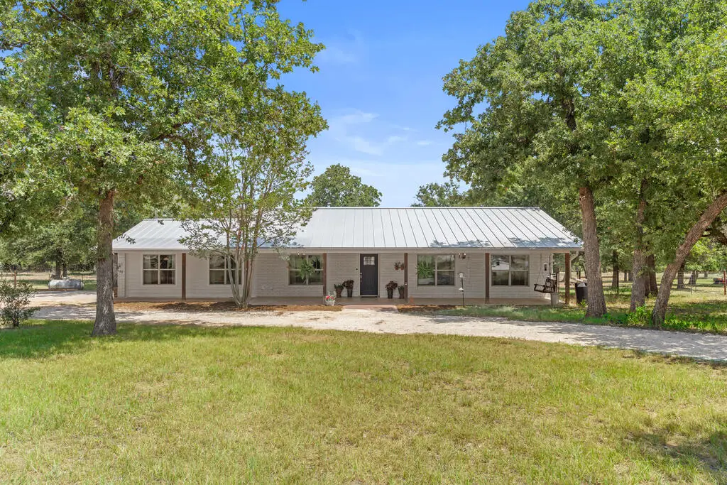 111 Wilderness Dr, Fredericksburg, TX 78624 - #1