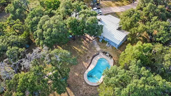 393 Marschall Creek Rd, Fredericksburg, TX 78624