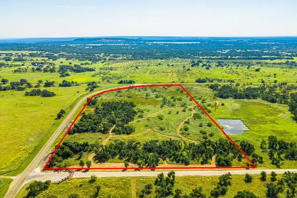 10 Slate Rock Rd, Fredericksburg, TX 78675