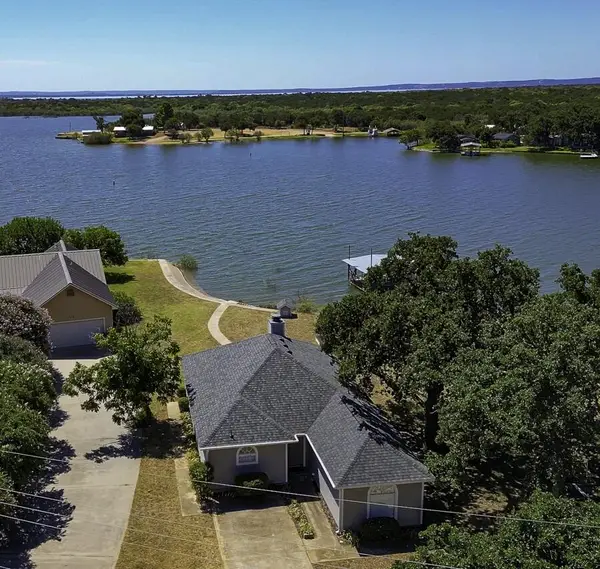 1813 Spring St, Tow, TX 78672