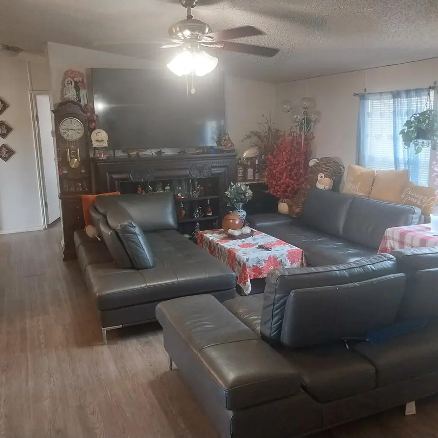 216 S Sarah Circle #27, Llano, TX 78643 - #2