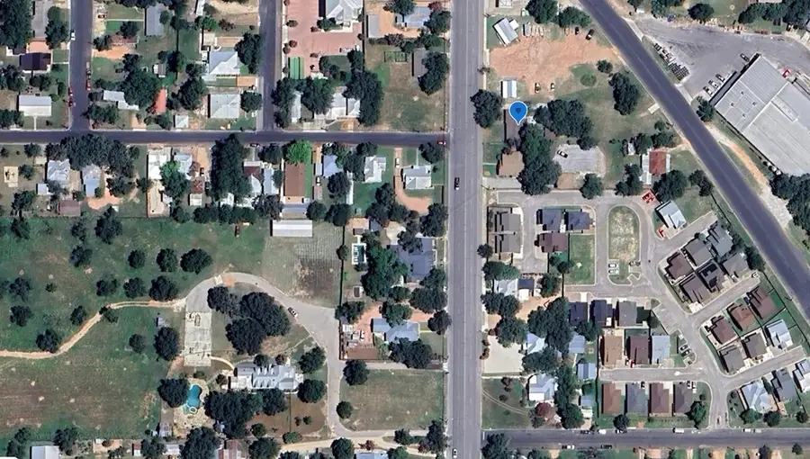 603 S Washington St, Fredericksburg, TX 78624 - #3