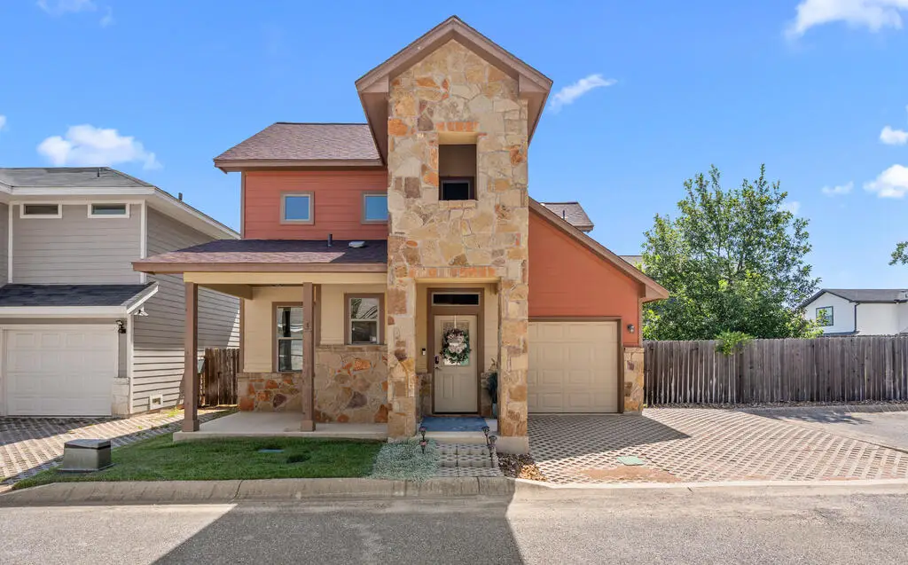 510 SE Mueller St, Fredericksburg, TX 78624 - #1