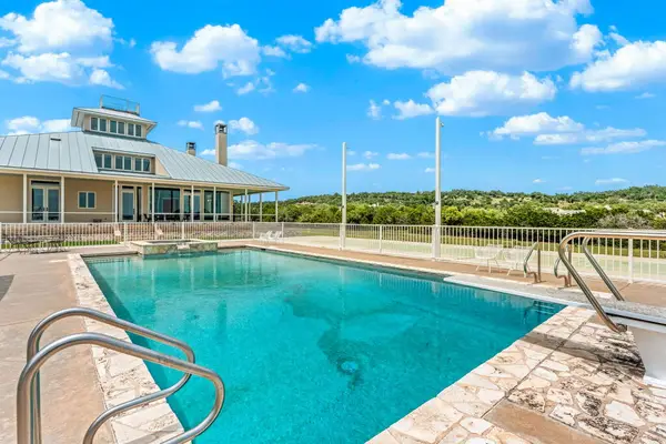 834 Northwood Hills Dr, Fredericksburg, TX 78624