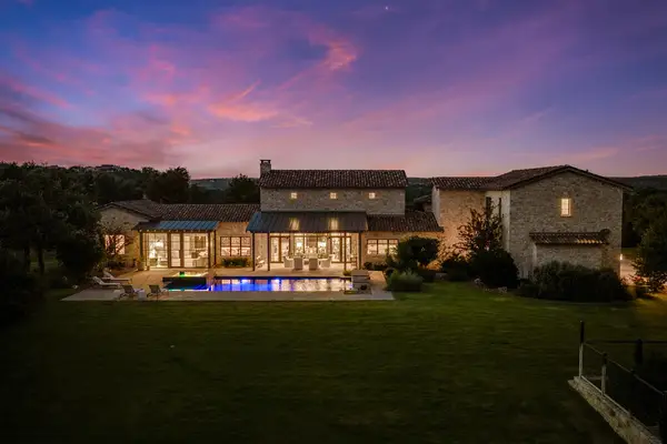 279 Achtzehn Rd, Fredericksburg, TX 78624