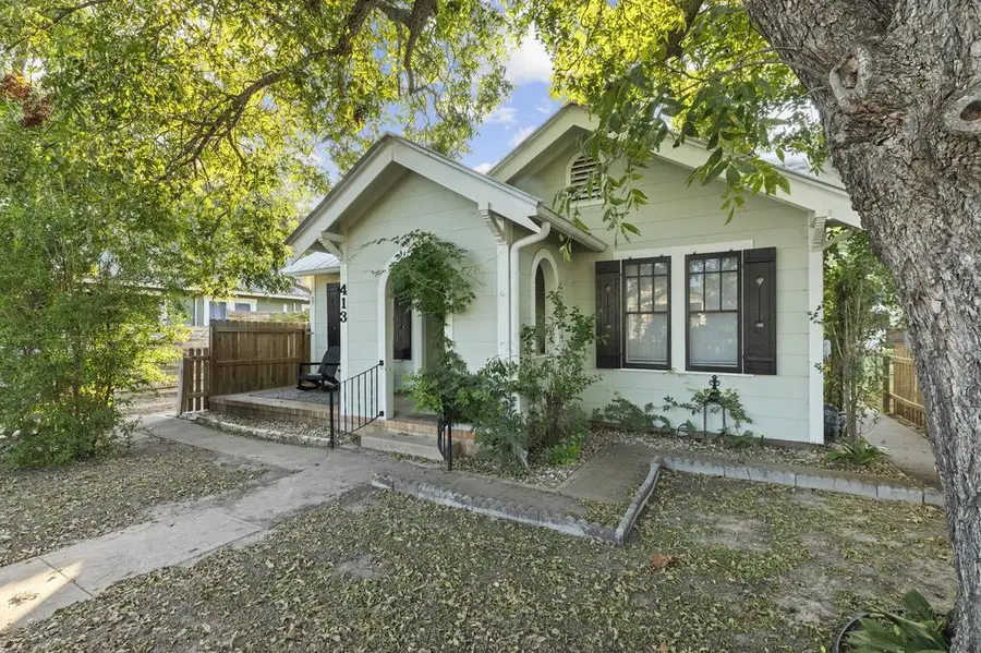 413 S Milam St, Fredericksburg, TX 78624 - #2