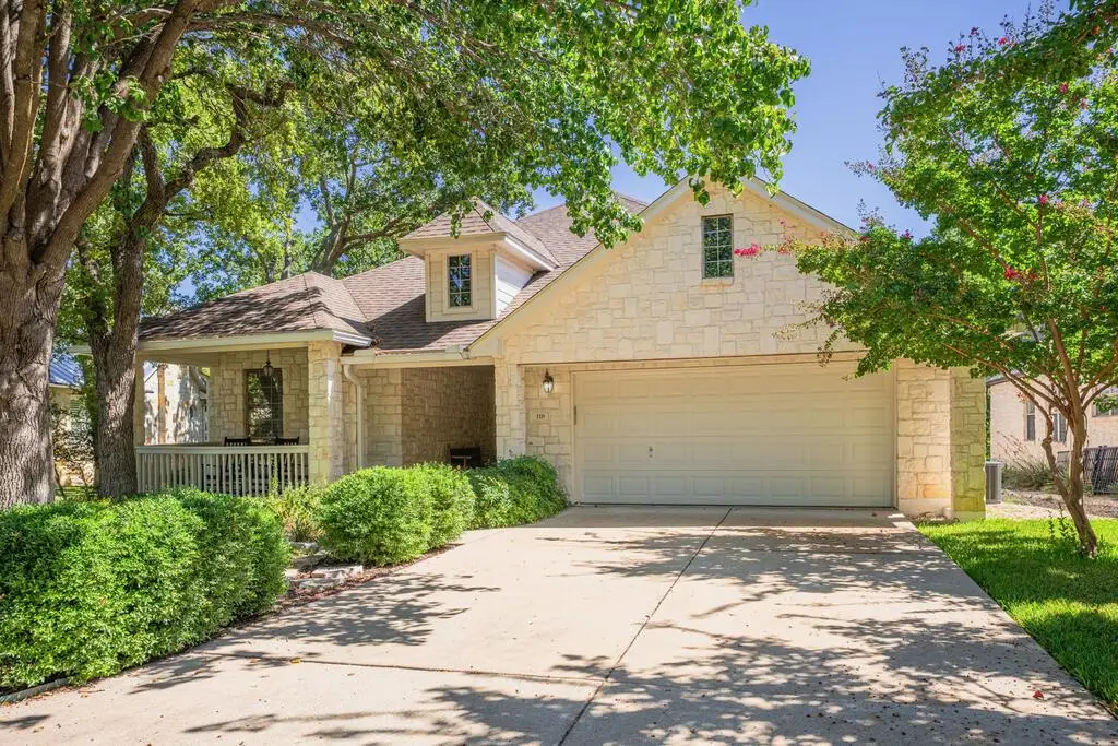 118 W Creekview Dr, Fredericksburg, TX 78624 - #1