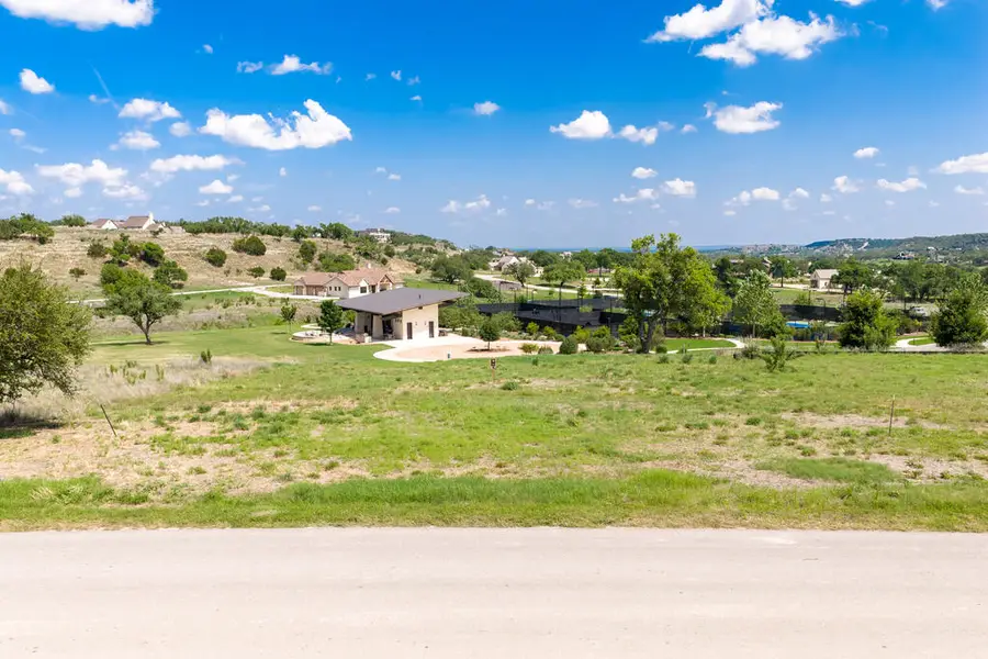 670 Lago Vista Dr, Fredericksburg, TX 78624 - #2