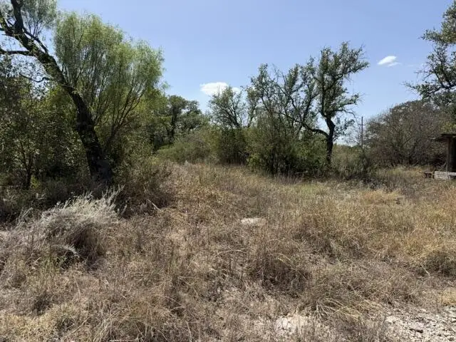 4-6 North Walnut, Brady, TX 76825 - #2