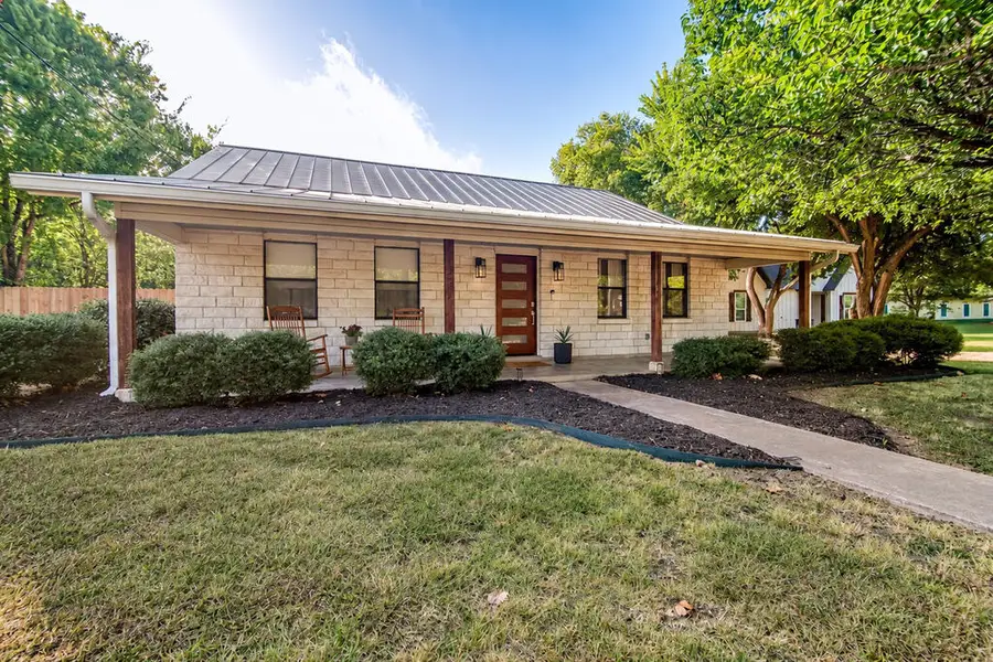 405 Sunset St, Fredericksburg, TX 78624 - #2