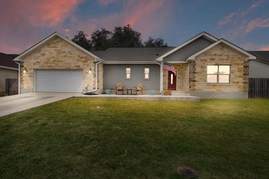 720 Northern Red Oak, Fredericksburg, TX 78624 - #2