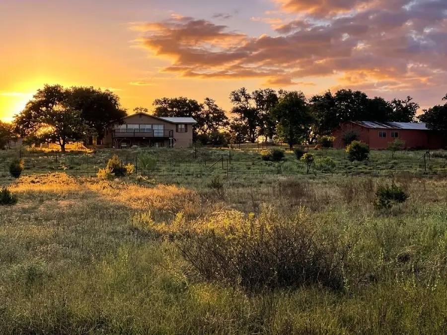 4291 E Gellermann Lane, Fredericksburg, TX 78624 - #2