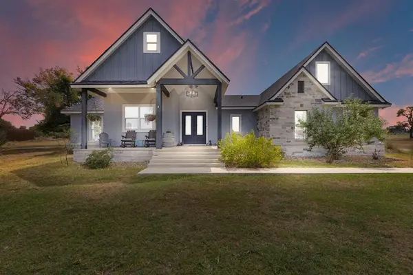 803 Comanche Ridge, Round Mountain, TX 78663