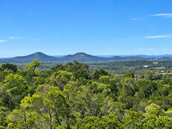 87 Antler Run, Pipe Creek, TX 78003