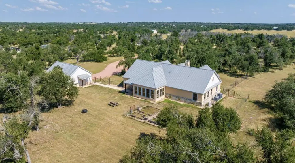 1282 Vintage Oaks Dr, Fredericksburg, TX 78624 - #1