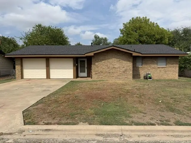 310 Otte St, Brady, TX 76825 - #1