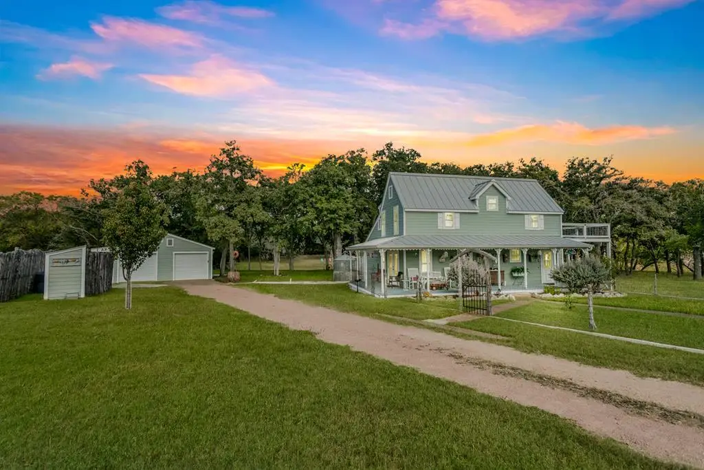 121 Winding Oak Dr, Fredericksburg, TX 78624 - #1