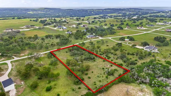 322 Axis Circle, Fredericksburg, TX 78624