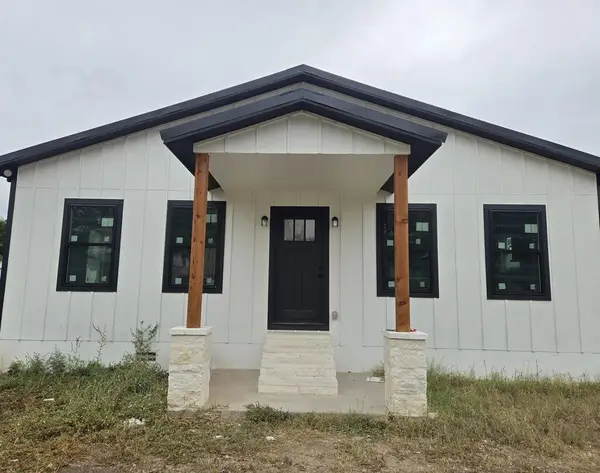 209 Tipton St, Menard, TX 76859