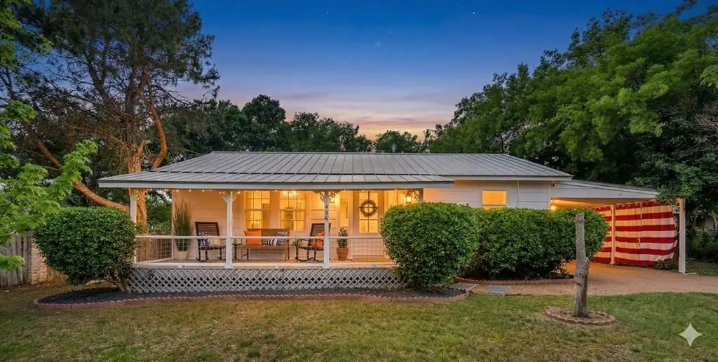 406 Bluebonnet, Fredericksburg, TX 78624 - #1