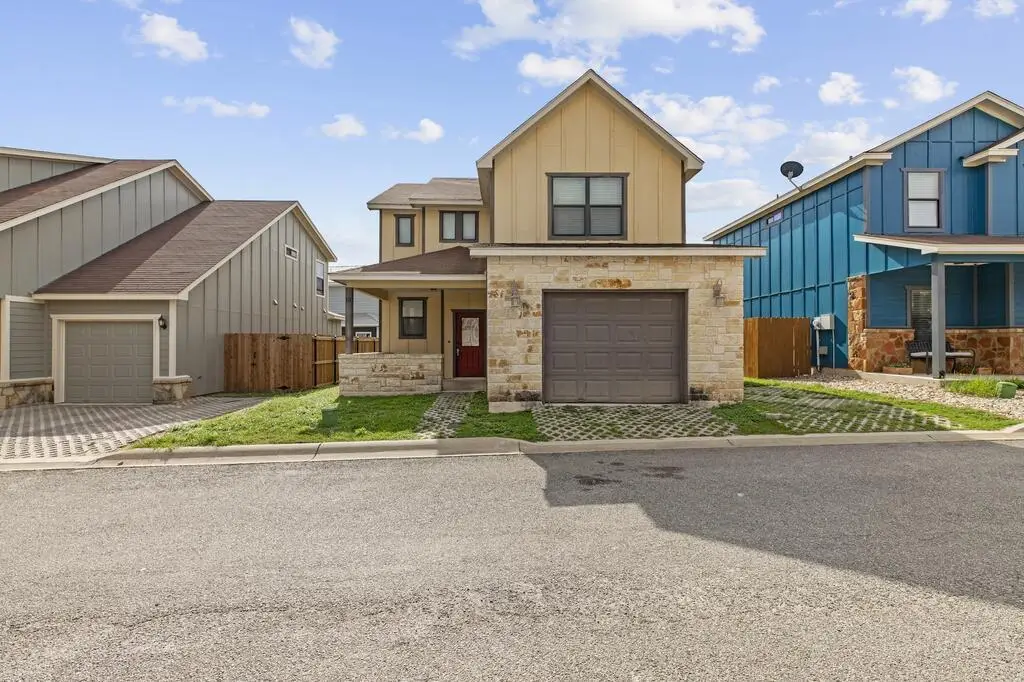 510 Mueller St #15, Fredericksburg, TX 78624 - #1