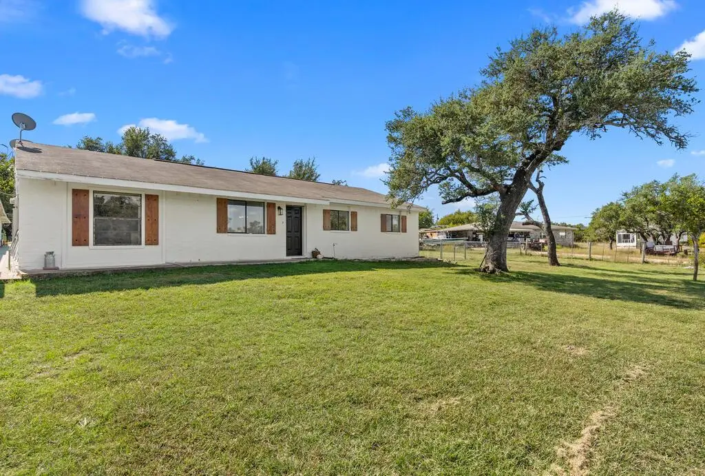 163 Quail Run, Harper, TX 78631 - #1