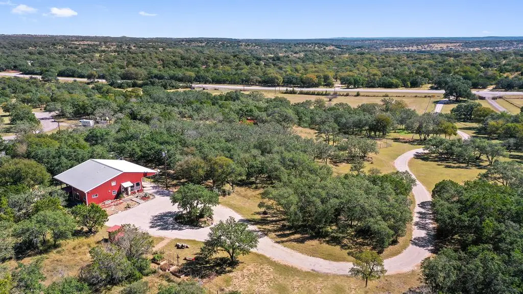 2633 N Us Hwy 281, Johnson City, TX 78636 - #1