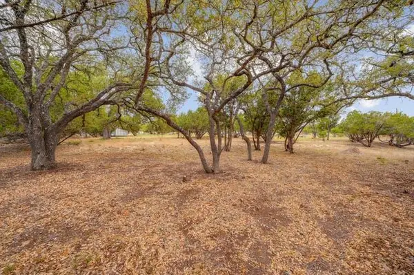 148 S El Campo Dr, Blanco, TX 78606