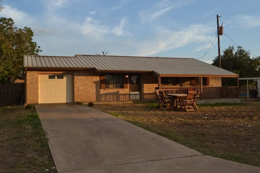 145 Quail Run, Harper, TX 78631 - Image #3