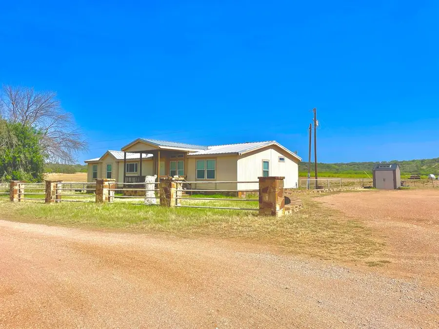100 W Hungry Hollow, Mason West, TX 7686 - Image #2
