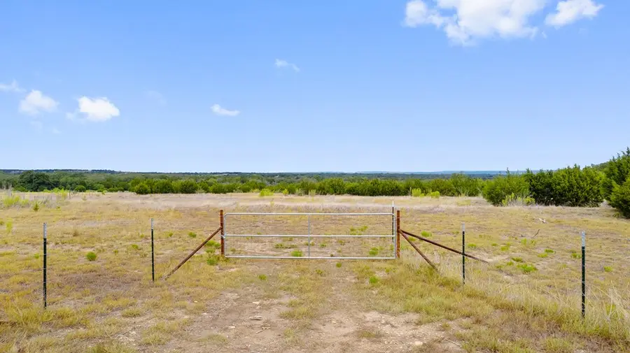 1746 Flat Creek Rd, Johnson City, TX 78636 - #2