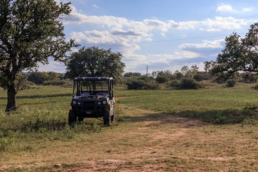 854-1 Lynn Hardin Rd, Round Mountain, TX 78663 - Image #2